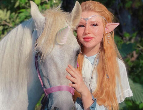 Freckled Zelda | Live